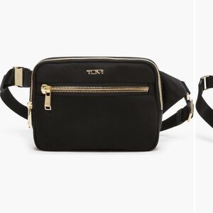 Tumi Voyageur Sedona Crossbody/Sling
